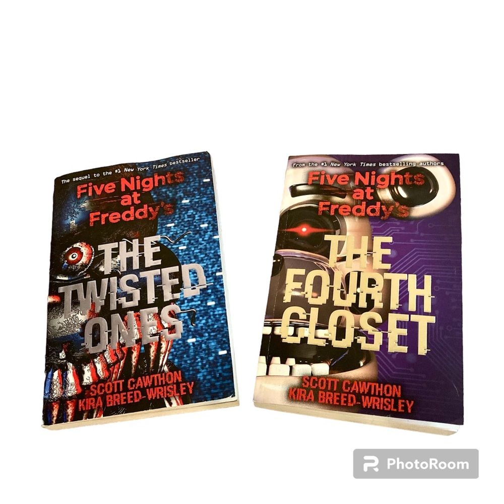 Five Nights Of Freddy’s Lot of 2 Paperbacks The Twisted One & The Fourth Closet